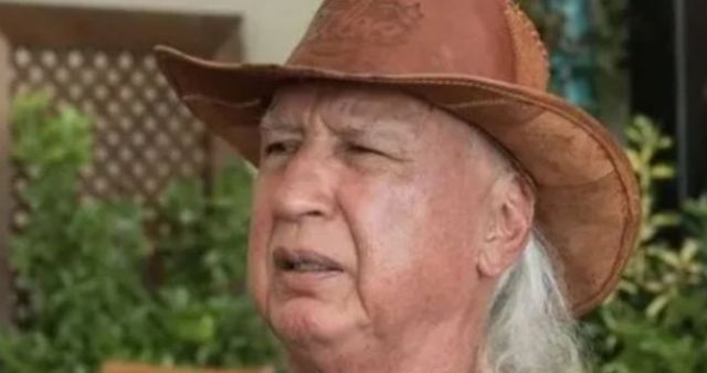 Şener Üşümezsoy kimdir? Prof. Dr. Şener Üşümezsoy kaç yaşında, nereli?