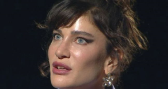 Berrak Tüzünataç kimdir? Berrak Tüzünataç kaç yaşında, nereli, neden tutuklandı?