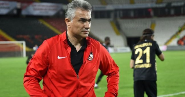 Mehmet Altıparmak kimdir, kaç yaşında, aslen nereli? Mehmet Altıparmak hangi takımları çalıştırdı?