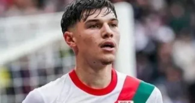 Mert Kömür kimdir? Mert Kömür kaç yaşında, nereli, hangi takımda oynuyor?