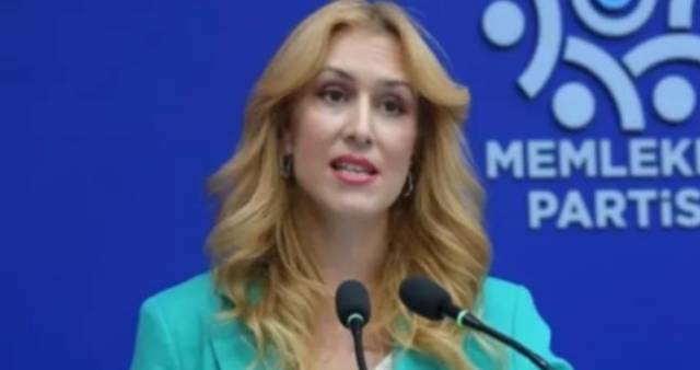 İpek Özkal Sayan kimdir? İpek Özkal Sayan kaç yaşında, nereli, eşi kimdir?