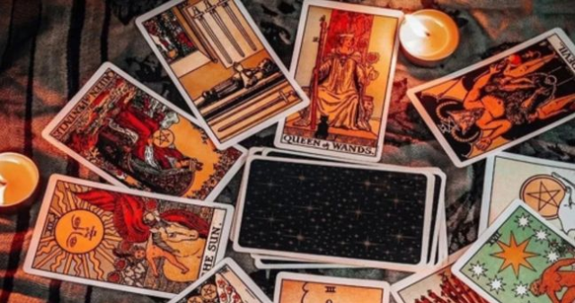 20 Ekim 2025 Günlük Tarot Falı: 20 Ekim Pazartesi günü seni neler bekliyor? Günlük Tarot kart açılımı!