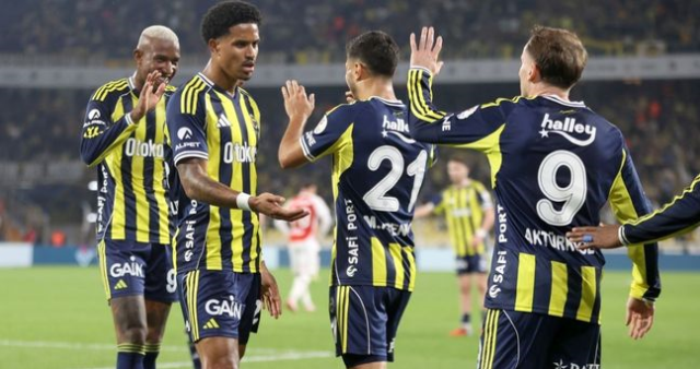 Fenerbahçe Şampiyonlar Ligi maçını hangi kanal şifresiz veriyor? Fenerbahçe Stuttgart maçı hangi kanalda? Fenerbahçe Stuttgart maçı CANLI izle!