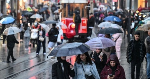 İSTANBUL HAVA DURUMU SON DAKİKA: 27-28 Ekim İstanbul'da yağmur saat kaçta başlayacak, ne kadar sürecek?