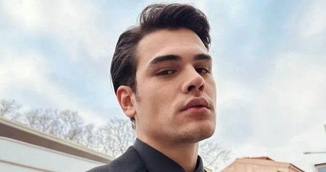 Atakan Hoşgören kimdir? Sümeyye Aydoğan'ın sevgilisi Atakan Hoşgören kaç yaşında, nereli, hangi dizilerde oynadı?