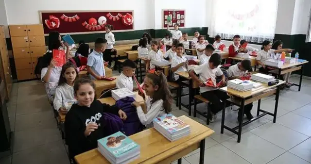 MEB 1 HAFTALIK İLK ARA TATİL NE ZAMAN? (2025-2026) Birinci dönem ara tatil kaç gün, okullar ne zaman kapanacak?