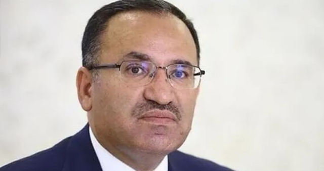 Bekir Bozdağ kimdir? Bekir Bozdağ kaç yaşında, nereli, siyasi kariyeri?