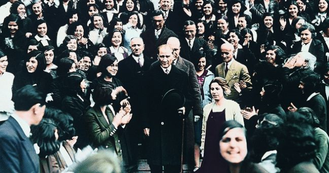 ATATÜRK RESİMLİ 10 KASIM MESAJLARI 2025 | WhatsApp, Instagram ve Facebook için Atatürk resimli 10 Kasım mesajları
