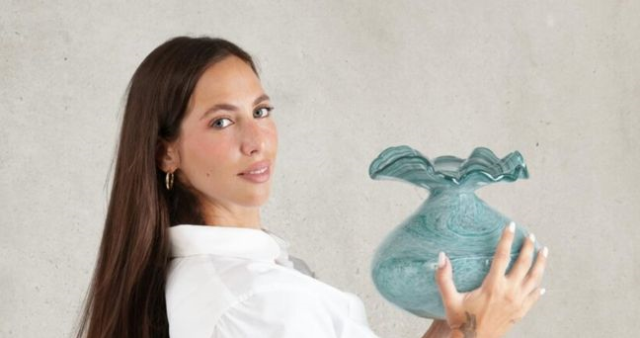 Zehra Çilingiroğlu کیست؟ دختر Hülya Avşar چند سال دارد، اهل کجاست و چه کار می‌کند؟