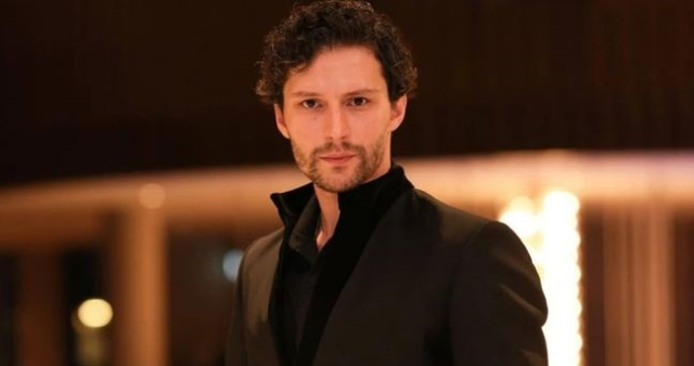 Bora Cengiz kimdir? Ahu Yağtu'nun sevegili Bora Cengiz kaç yaşında, nereli? Bora Cengiz dizi ve filmleri!