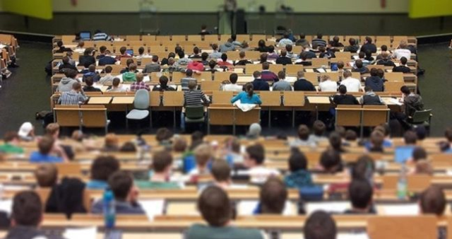 Üniversiteler 3 yıla mı düşüyor? Lisans eğitimi 3 yıla mı düşüyor? Kimler 3 yılda mezun olabilecek?