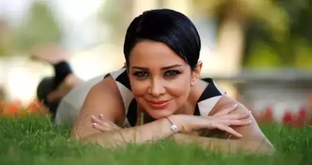 Evrim Akın kimdir? Evrim Akın hangi dizilerde oyandı, kaç yaşında, nereli?