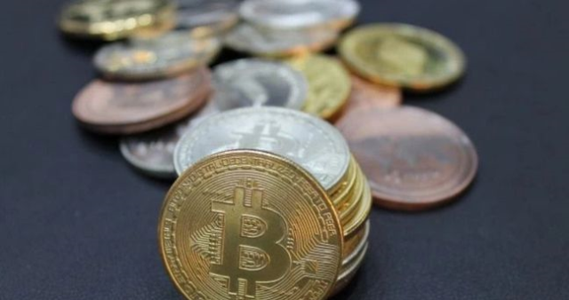 Bitcoin neden düşüyor, düşmeye devam edecek mi? Ethereum, altcoinler düşecek mi? Bitcoin kaç dolar oldu?