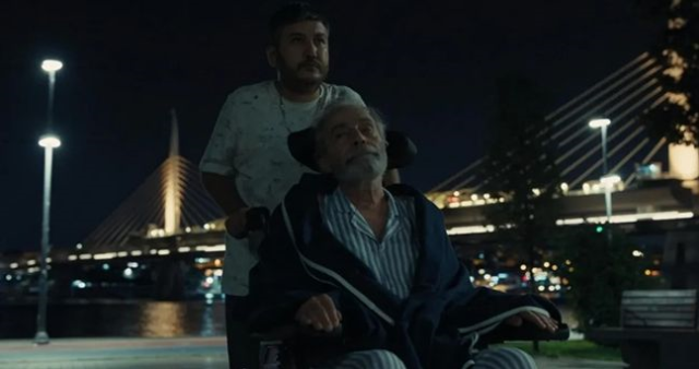 فیلم یَن یَنا با کیفیت فول اچ‌دی! فیلم یَن یَنا را از کجا می‌توان تماشا کرد؟ این فیلم با بازی فیاض ییغیت و هالوک بیلگینر در چه پلتفرمی قابل مشاهده است؟