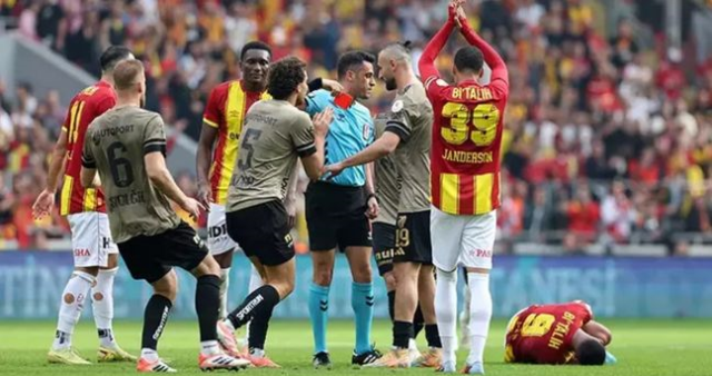 Göztepe Kocaelispor MAÇ ÖZETİ İZLE! Göztepe - Kocaelispor maçı kaç kaç bitti? Maçtan önemli dakikalar!