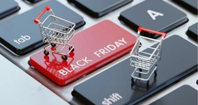 Inditex indirimi ne zaman? Zara, Bershka, Pull&Bear, Oysho, Massimo Dutti, Stradivarius indirimleri ne zaman? Black Friday bu cuma mı?