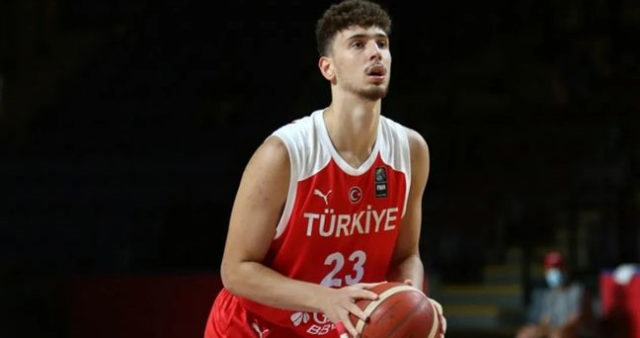 Alperen Şengün neden milli takımda yok?