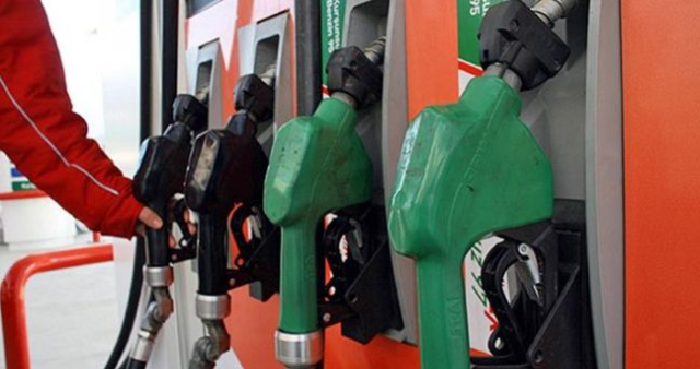 Benzin, motorine zam veya indirim var mı? 3 Aralık Ankara, İzmir, İstanbul'da benzin, motorin, LPG fiyatı açıklandı!