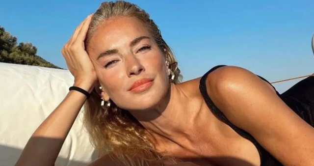 Burcu Esmersoy kaç yaşında, emekli mi oldu?