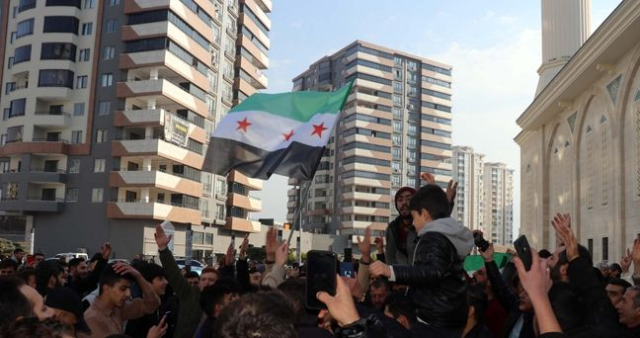 Suriye'de Esad rejimi kalkalı kaç yıl oldu? Suriye bugün neyi kutluyor?