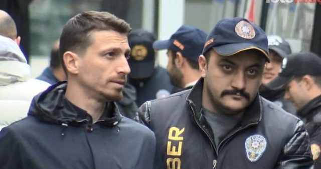 Mert Hakan Yandaşın oynadığı kuponlar neler? Mert Hakan Yandaş neden İsmail Yüksek üzerinden bahis oynadı?