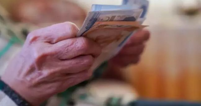 MEMUR VE EMEKLİ MEMUR MAAŞI ZAMMI 2026 HESAPLAMA: 2026'da memur ve emekli memur maaşı ne kadar olacak? En düşük emekli memur maaşı ne olur?