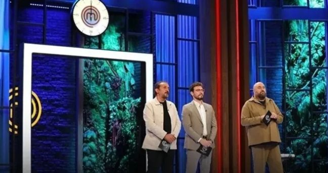 MasterChef'te 8. altın önlüğü kim kazandı? 29 Aralık dün akşam MasterChef altın önlüğü kim aldı?
