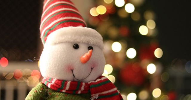 Yılbaşı gecesi sevgiliye gönderilecek romantik mesajlar: Yılbaşı gecesi sevgiliye ne yazılır, ne denir?