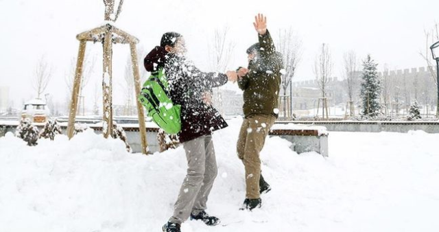 Karabük okullar tatil mi? 2 Ocak Cuma Karabük'te okul yok mu (KAR TATİLİ – KARABÜK VALİLİĞİ)?