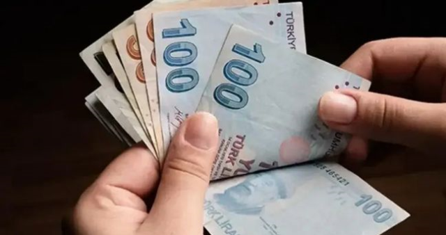 MEMUR EMEKLİ MAAŞI ZAM ORANI: 2026 Ocak emekli maaşı zammı ne kadar olacak? Memur emeklisine refah payı (seyyanen zam) olacak mı?