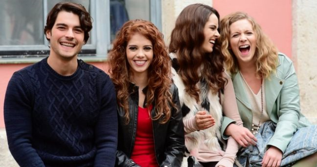 Arkadaşlar İyidir izle: Arkadaşlar İyidir 1, 2, 3, 4, 5, 6, 7, 8, 9, 10. bölüm full, HD nereden izlenir?