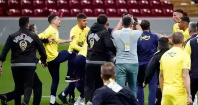 Oosterwolde'ye ne ceza verildi? Oosterwolde neden hapis cezası aldı, kaç yıl?