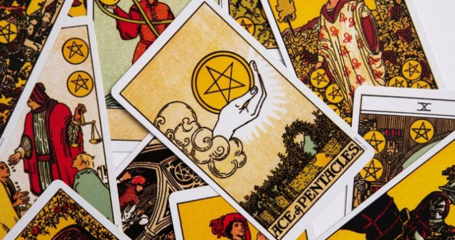 11 Şubat Günlük Tarot Falı: 11 Şubat Çarşamba günü seni neler bekliyor? Günlük Tarot kart açılımı!