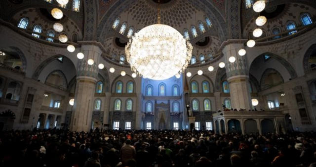 Ramazan ne zaman başlıyor? Orucun ilk günü hangi güne denk geliyor, Ramazan'ın ilk günü ne zaman?