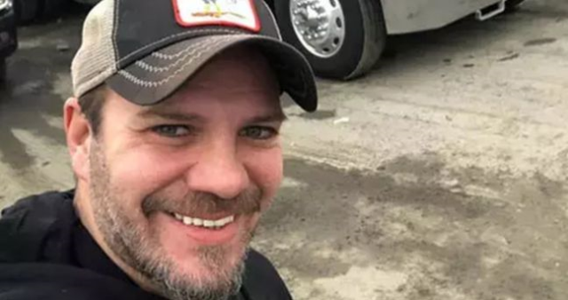 Tolga Karel kimdir? Tolga Karel kaç yaşında, nereli?