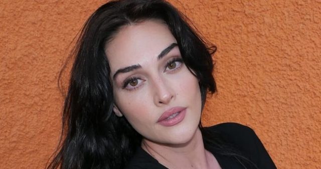 Esra Bilgiç estetik yaptırdı mı? Esra Bilgiç kimdir, kaç yaşında, nereli?