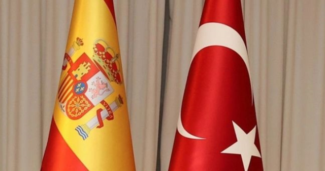 Türkiye'ye gelen füzeyi kim düşürdü? Türkiye'ye gelen füzeyi ispanya mı düşürdü?