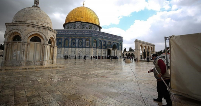 Fatih Camii protesto olayı nedir? Kadir Gecesi Fatih Camii'de kadınlar Mescid-i Aksa'nın kapalı olasını protesto mu ettiler, ne yaptılar?