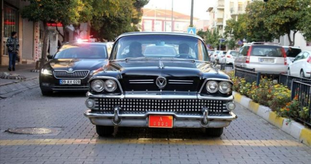 Türkiye'deki resmi plakaların çeşitleri ve anlamları: Resmi plakaların renkleri ne anlama gelir?