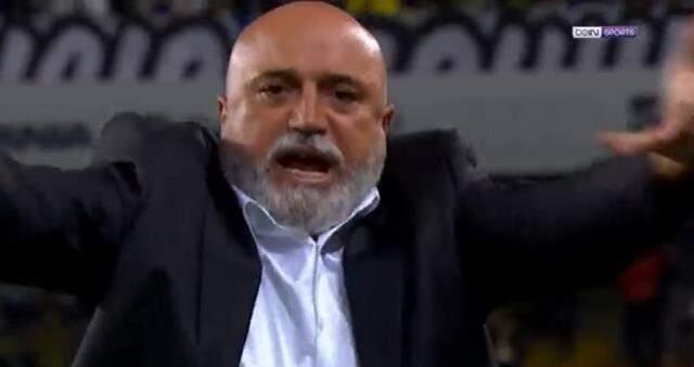 İrfan Can'ın kaçırdığı penaltı sonrası Hikmet Karaman'ın kameraya bakarak verdiği tepki olay oldu