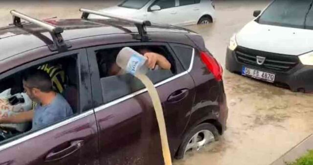 Şiddetli yağış başkenti felç etti! Sokaklar göle döndü, araçlar suya gömüldü