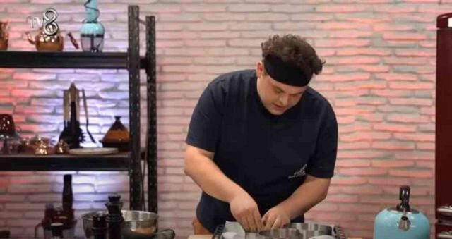Masterchef Çağlar kimdir, kaç yaşında? 2024 Çağlar Azır kim, yaşı, aslen nereli, evli mi?