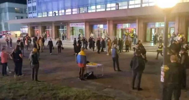 Ukrayna'da yapılan asker toplama baskınları, vatandaşların tepkisini çekti