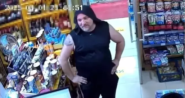 Gülerken bir anda yere yığıldı, hayatını kaybetti