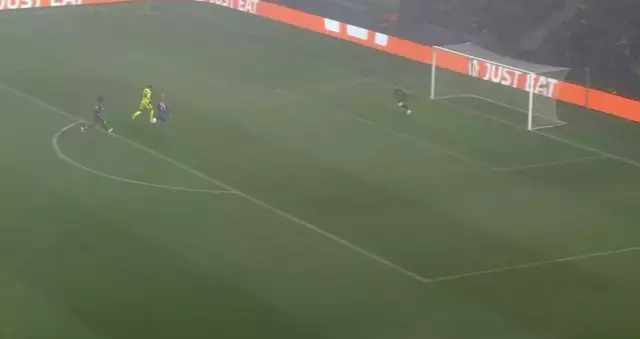 En-Neysri, Viktoria Plzen maçında mutlak fırsattan yararlanamadı