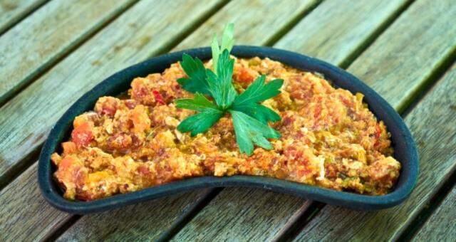 Menemen tarifi! Masterchef Menemen nasıl yapılır? 27 Eylül Menemen yemek tarifi! Masterchef Menemen için gerekli malzemeler!