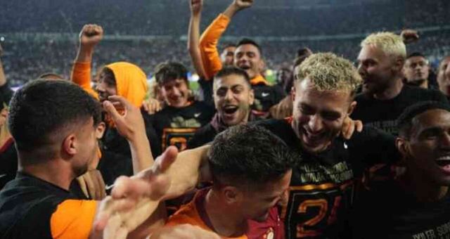GALATASARAY ŞAMPİYONLUK KUTLAMASI! #127942 Galatasaray KUPA TÖRENİ ne zaman, nerede? #9917