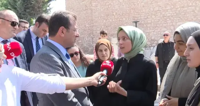 İmamoğlu, burs alamadıkları için yolunu kesen öğrencileri böyle teselli etti: Bize başvurmadınız mı?
