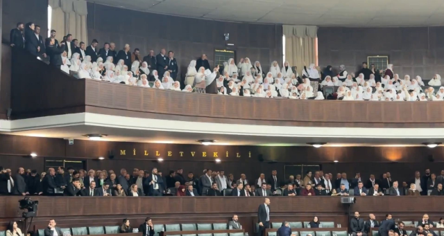 Cumhurbaşkanı Erdoğan'dan Mihalgazi Belediye Başkanı Zeynep Güneş'i ağlatan sözler