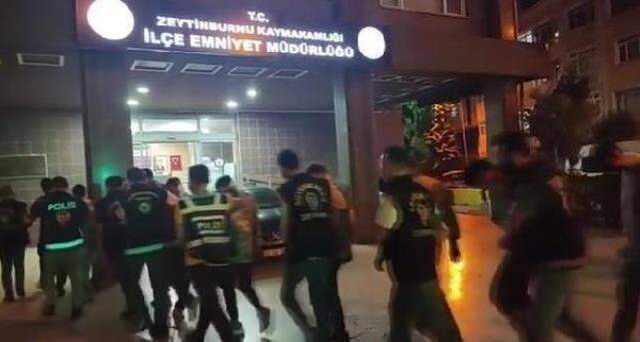 Zeytinburnu Kazlıçeşme Sahili'nde görüntülenen askeri kamuflajlı Afgan göçmenler yakalandı